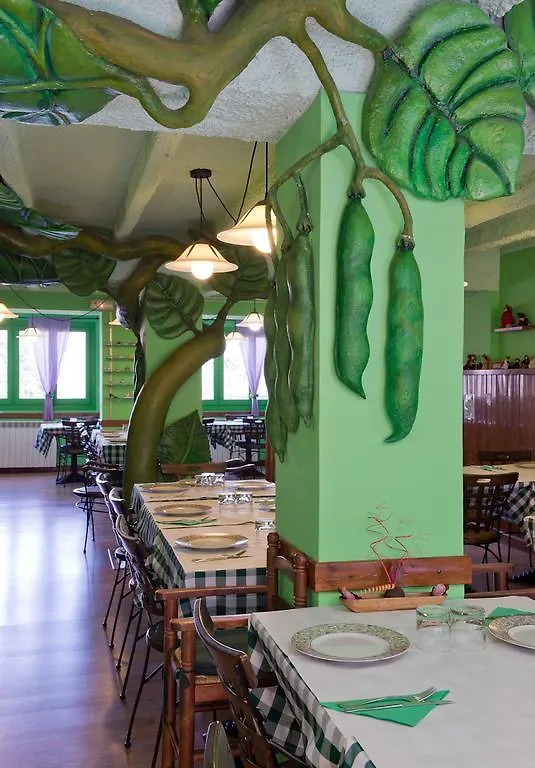 Cal Fesol Hotel Santa Pau Guest house