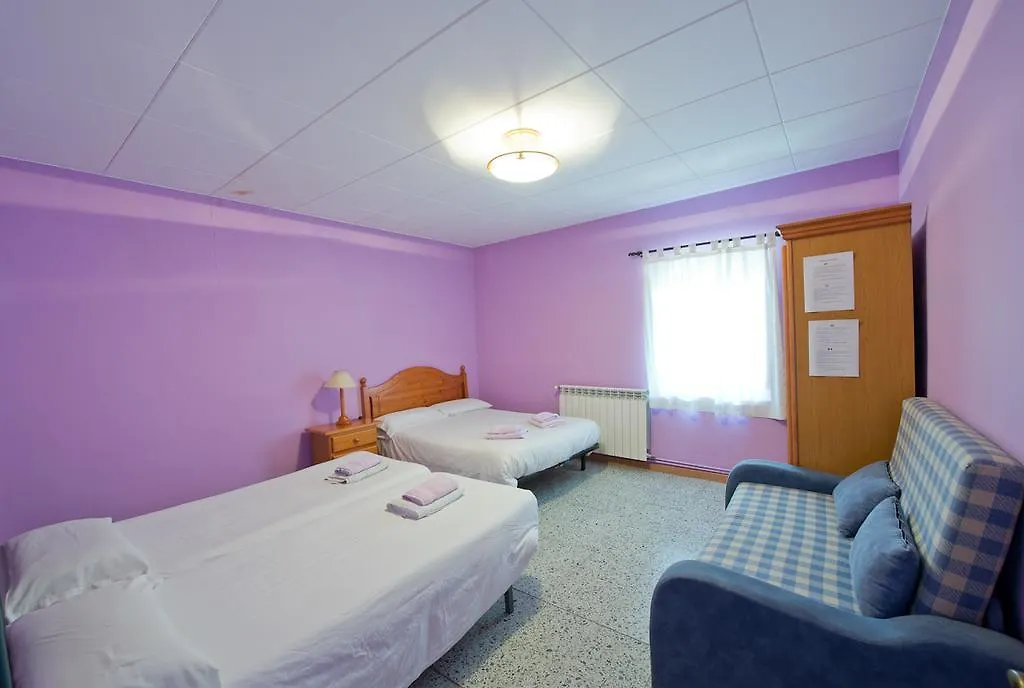 Hotel Cal Fesol Santa Pau 0*,