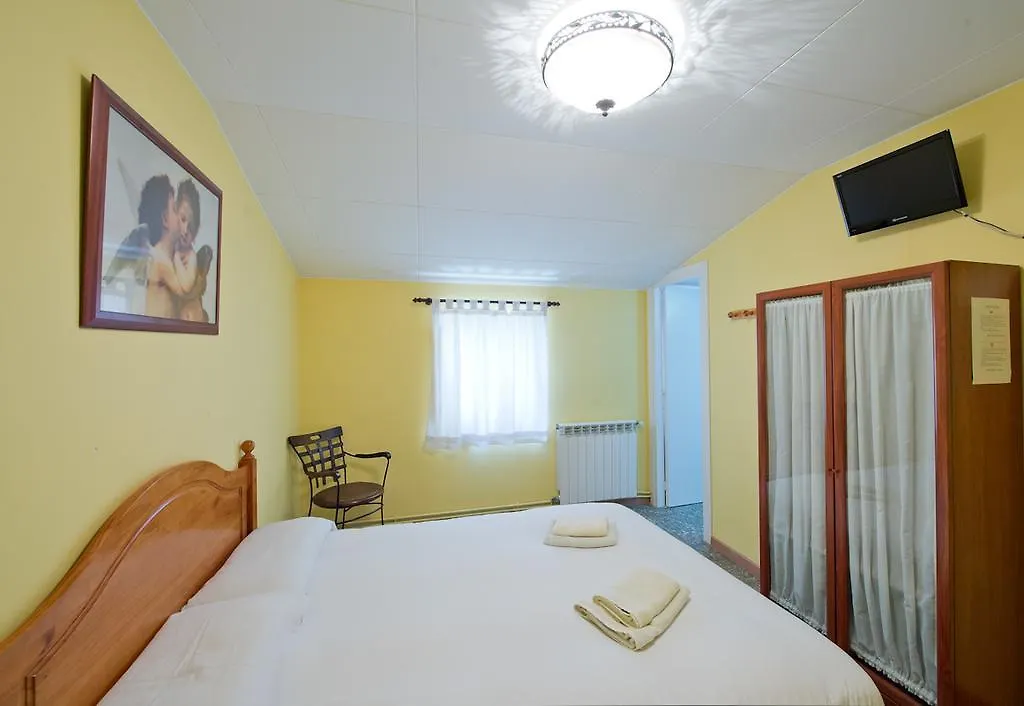 Hotel Cal Fesol Santa Pau